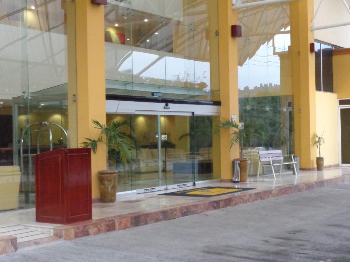 Hipico Inn Hotel Poza Rica Eksteriør bilde